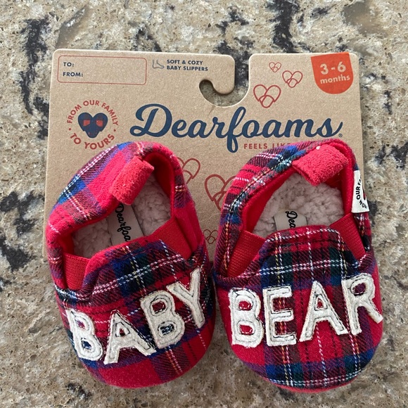 dearfoams Other - Dearfoams baby slippers